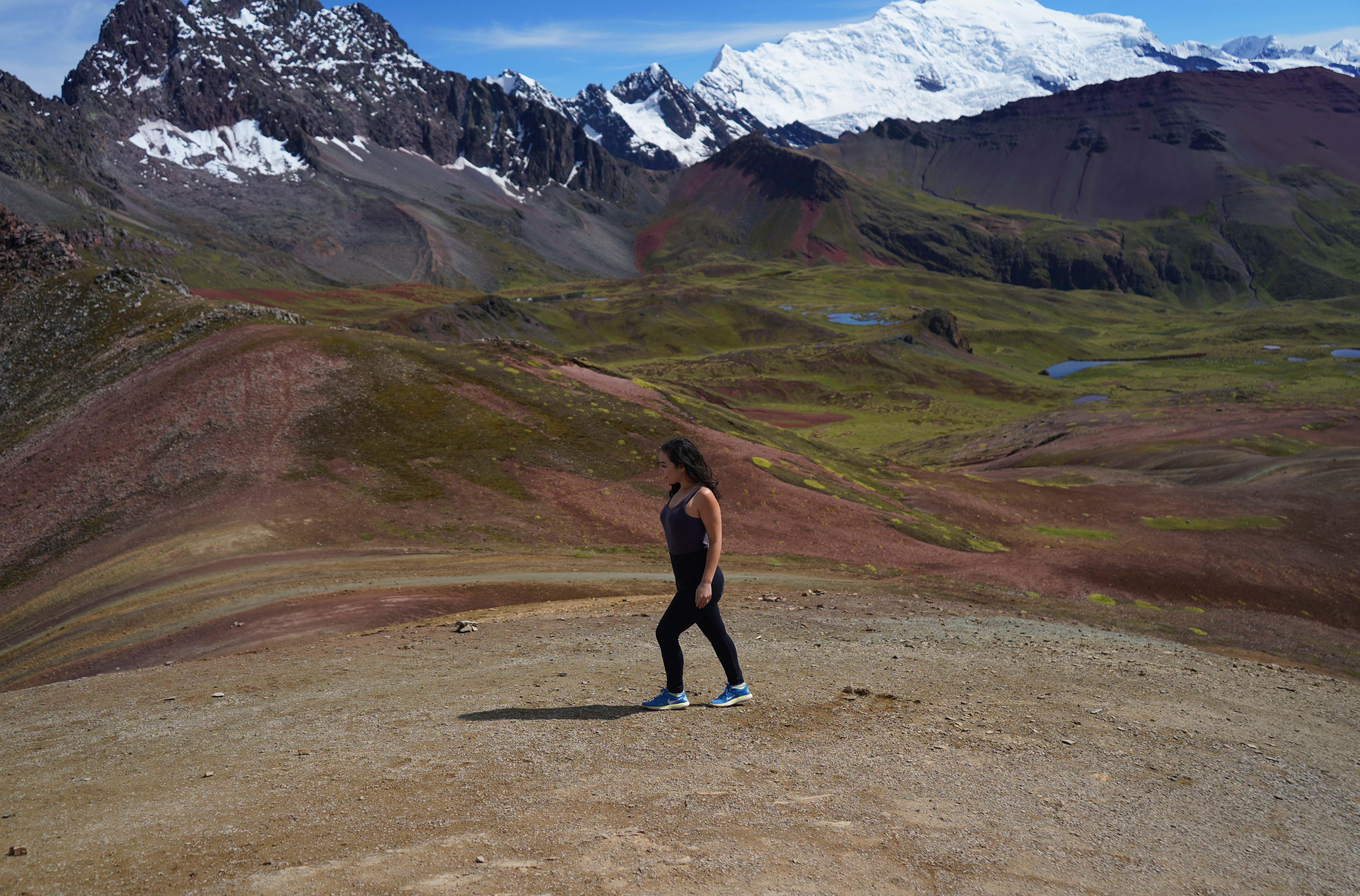backside-rainbow-mountain-peru-Vinicunca