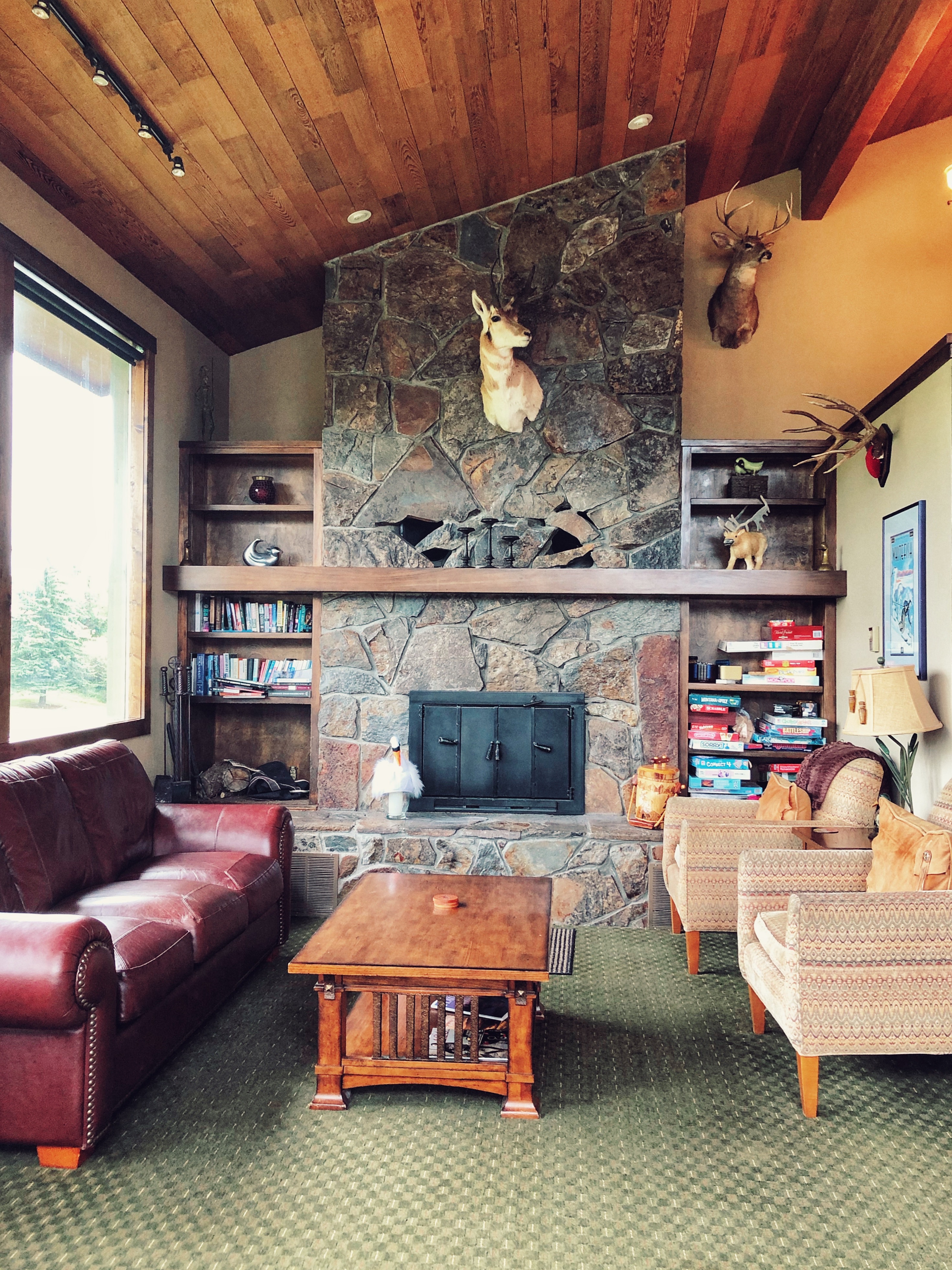 duck inn lodge interiors whitefish montana